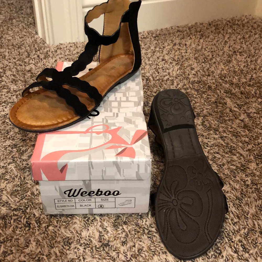 Weeboo black sandal